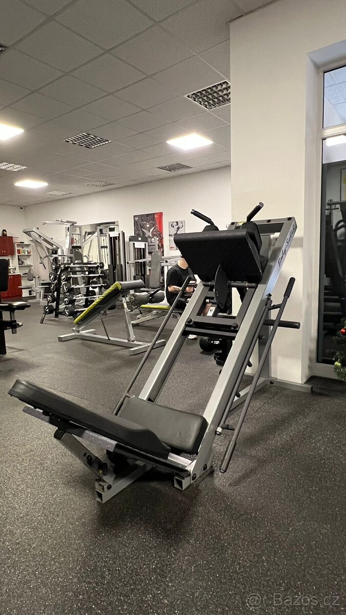 Výprodej posilovacích strojů - 8