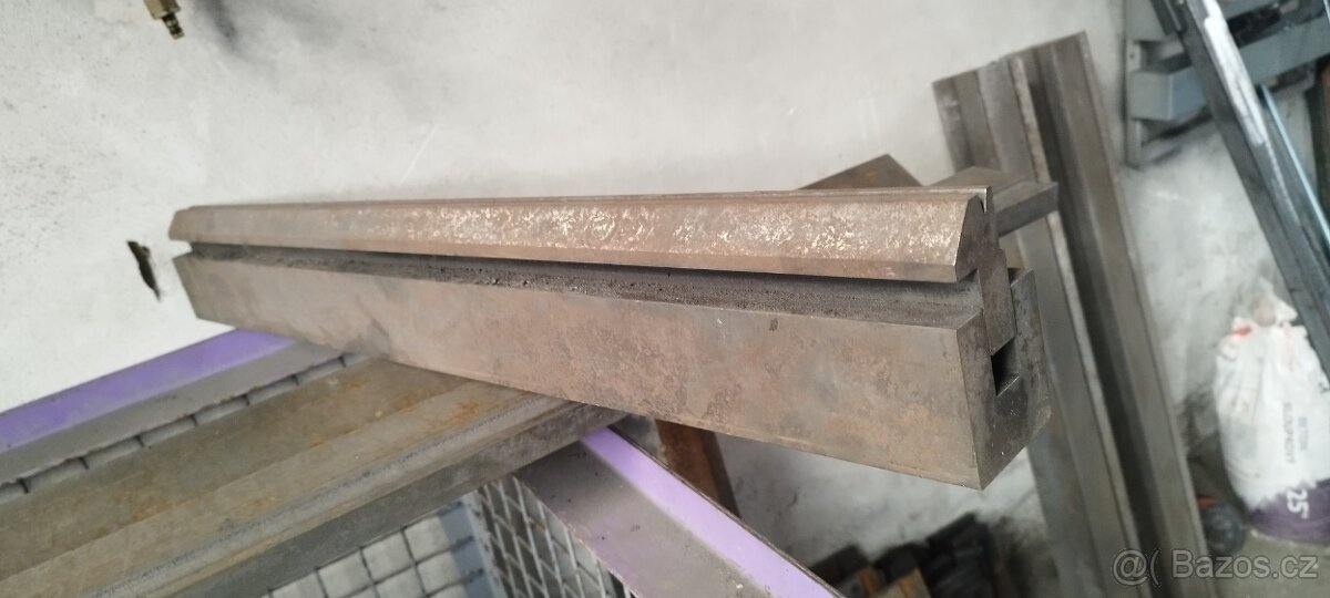 Ohranovaci lis - nastroje - 8