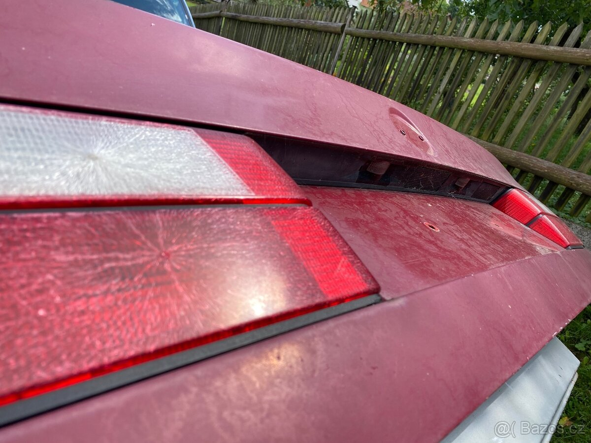 BMW e34 touring kufr - 8