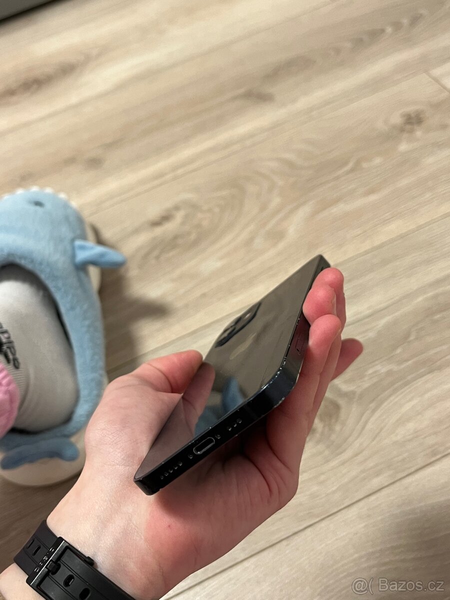 IPhone 12 Černý - 8