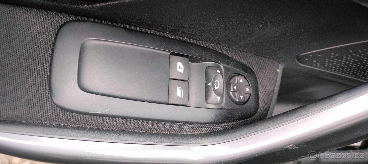 Peugeot 2008, 1.6Hdi, 73kw, BHY, BH02, barva EVL - 8