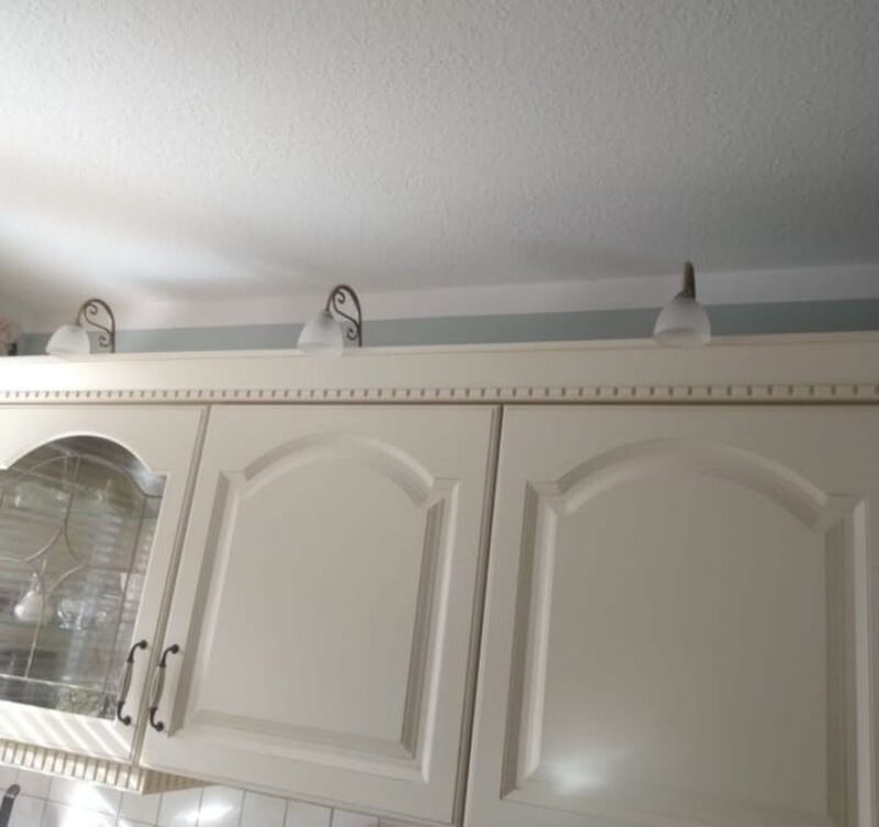 Venkovská krémová kuchyně se spotřebiči, 5882 - 8