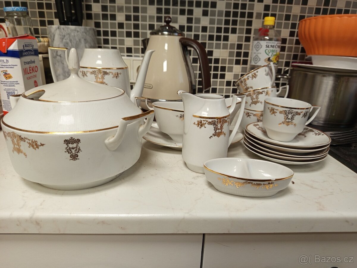 Různé sklo a keramika. - 8