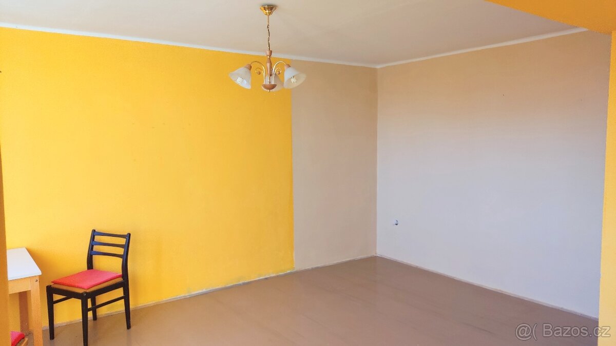 Byt 2+1 s balkonem - Sedlčany - 8