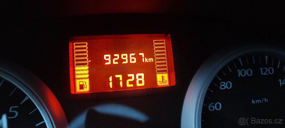 Dacia Duster 1,6i 1.majitel - 8