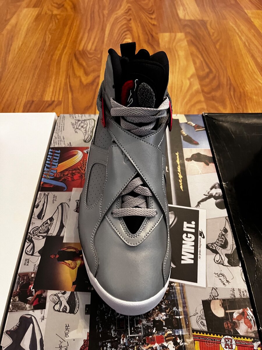 Air Jordan - 8