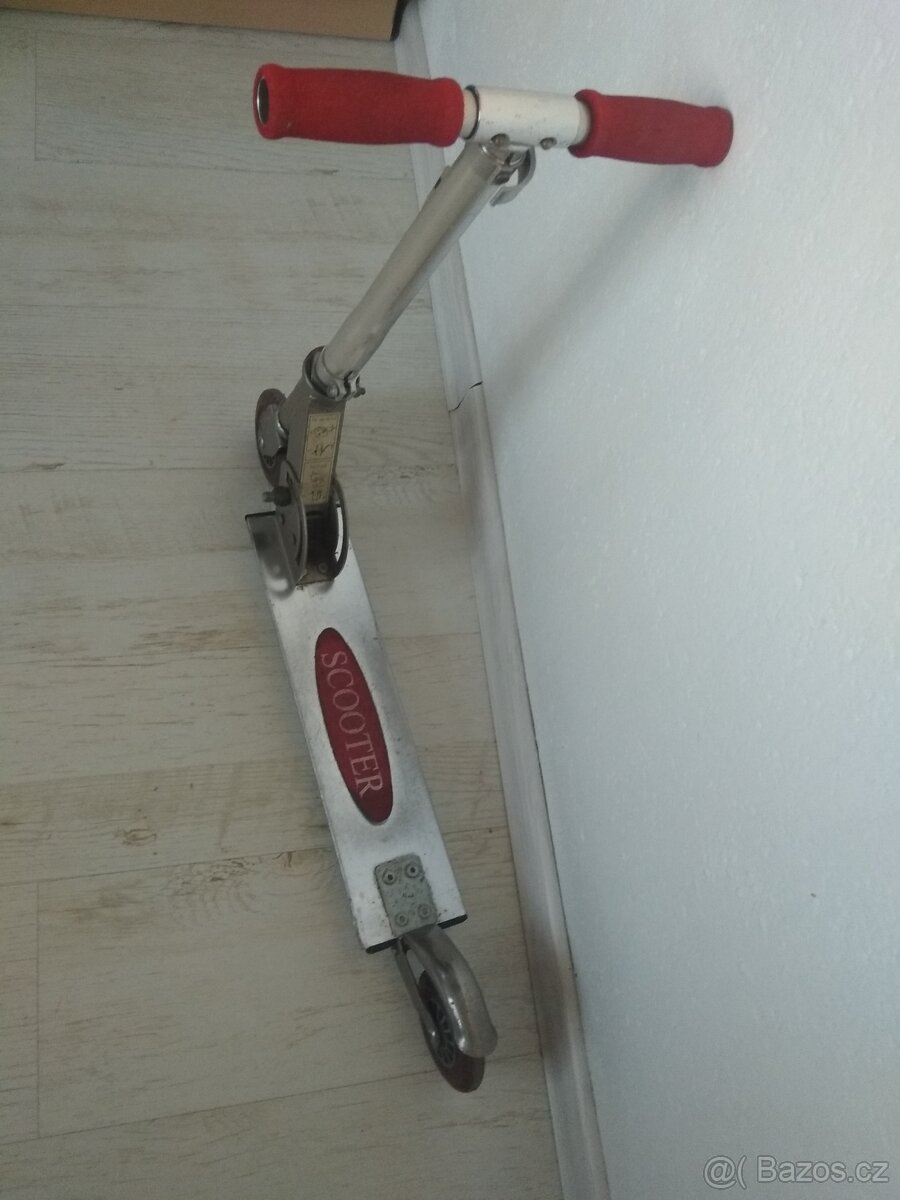 Koloběžka Scooter. - 8