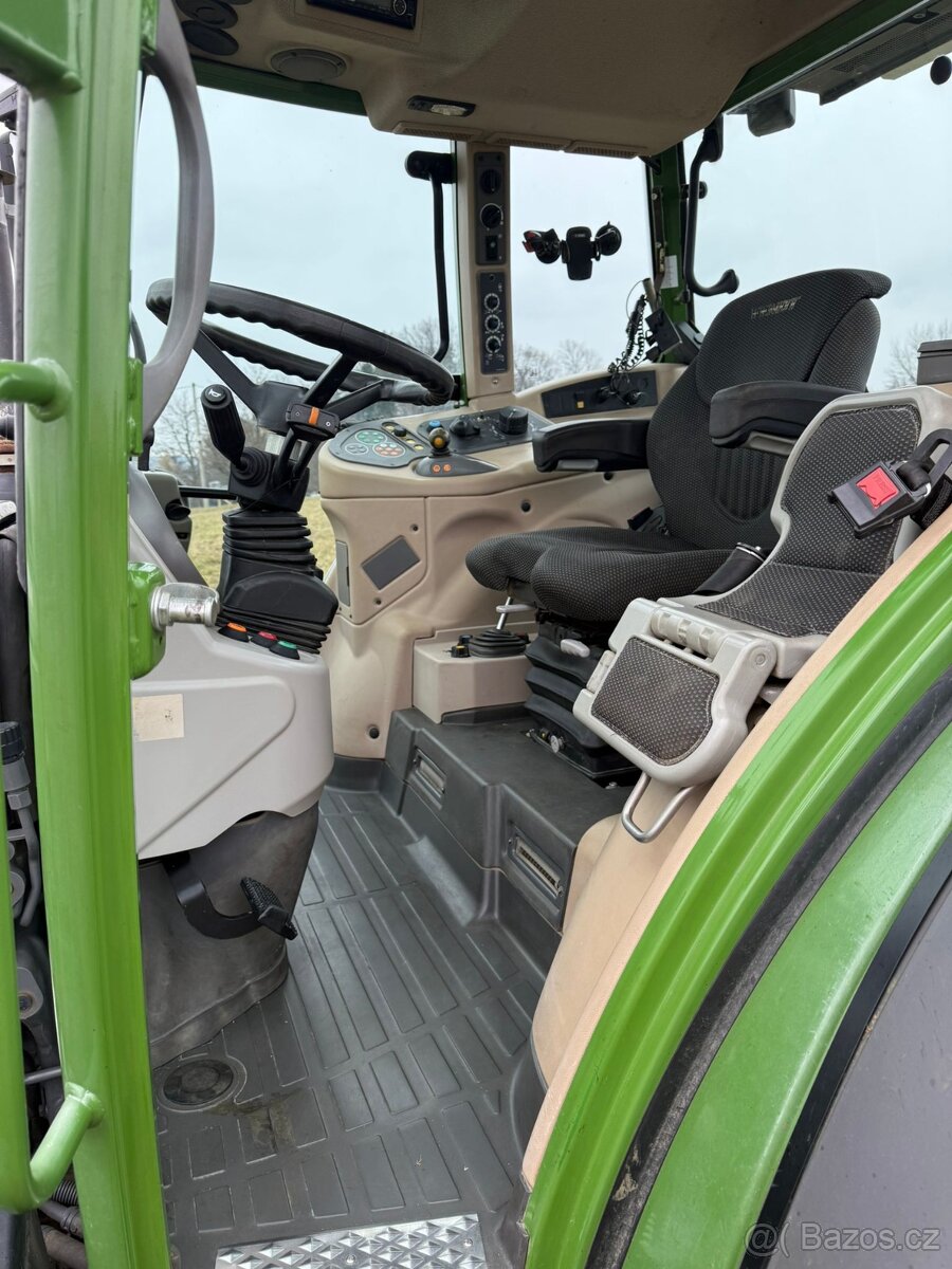 Traktor Fendt 211 vario - 8