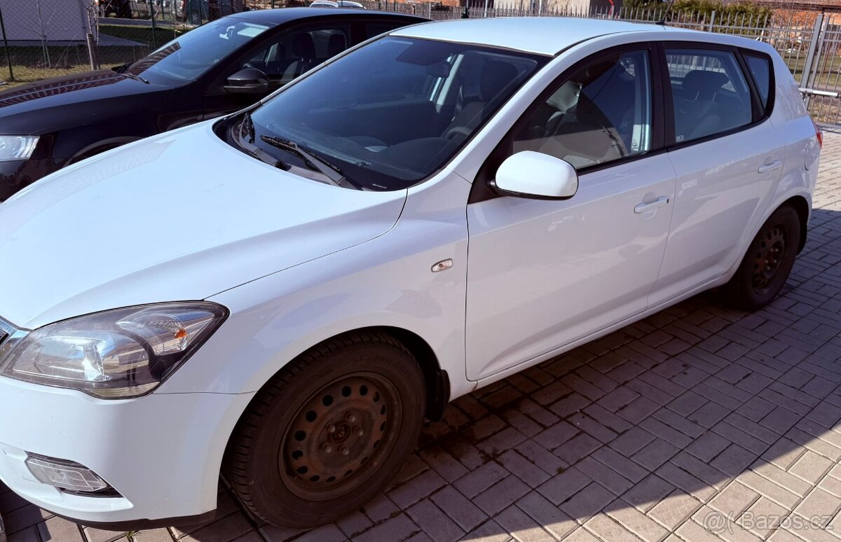 Kia Ceed 1.6 CRDi - 8