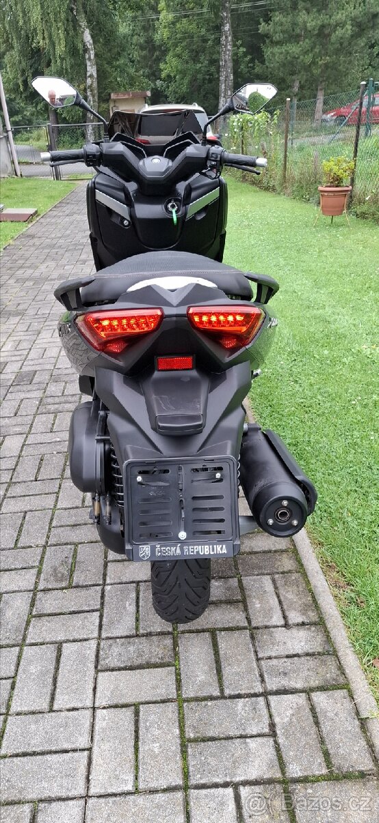 Yamaha X-max 125 ABS - 8