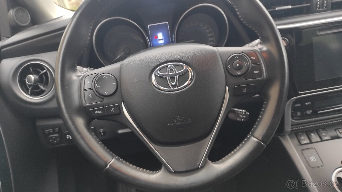 Toyota Auris 1.8i Hybrid, Combi. - 8