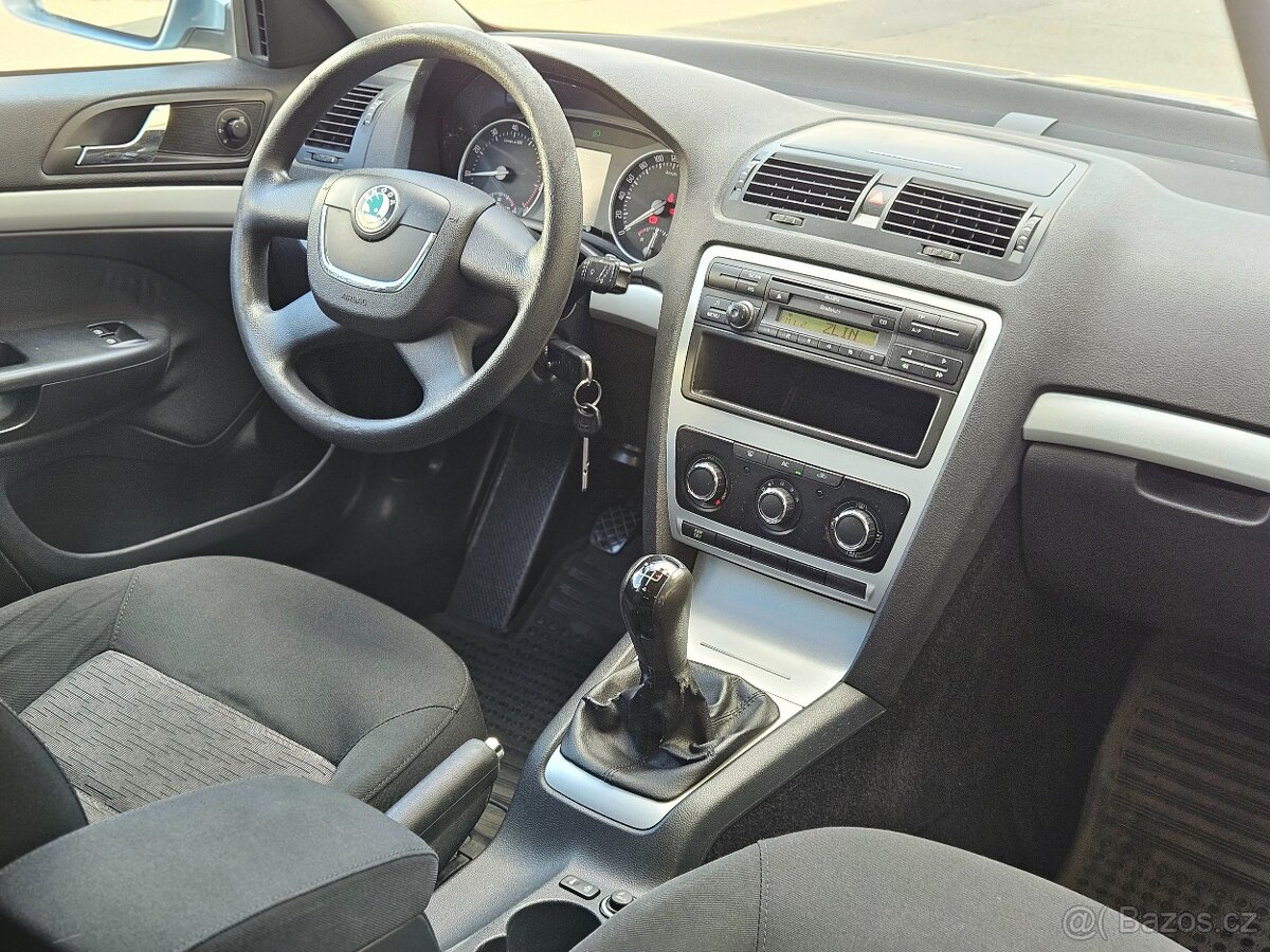 Škoda Octavia II facelift combi 1.6 MPI 75kW KLIMA TEMPOMAT - 8