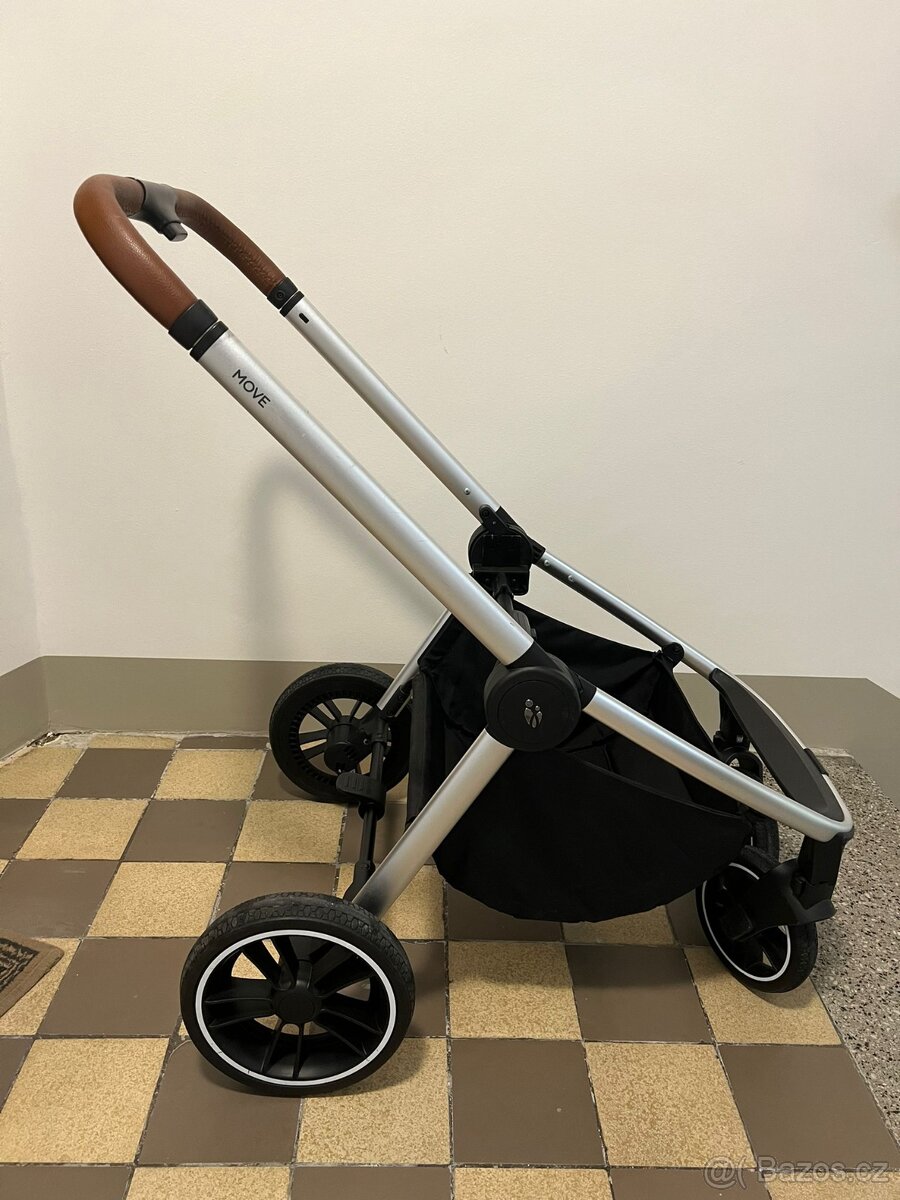 Kvalitní sportovní kočárek Zopa Move - 8