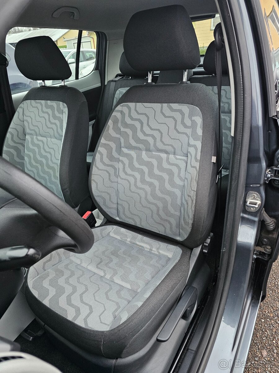 ŠKODA FABIA 1.2 44kW AMBIENTE,KLIMATIZACE,8x AIRBAG,AUX - 8