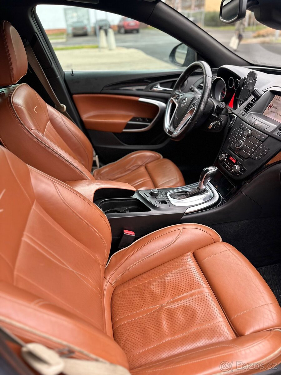 Opel Insignia Sports Tourer 2011 | Automat | Kůže | Asistent - 8