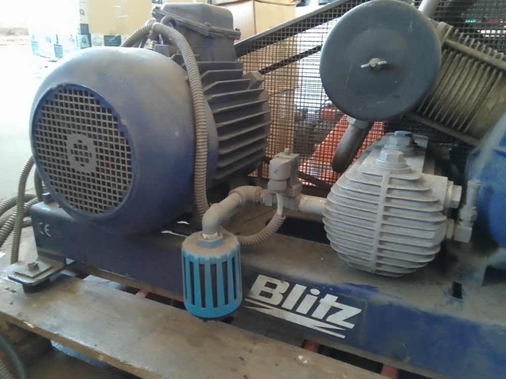 Pìstový kompresor - 8