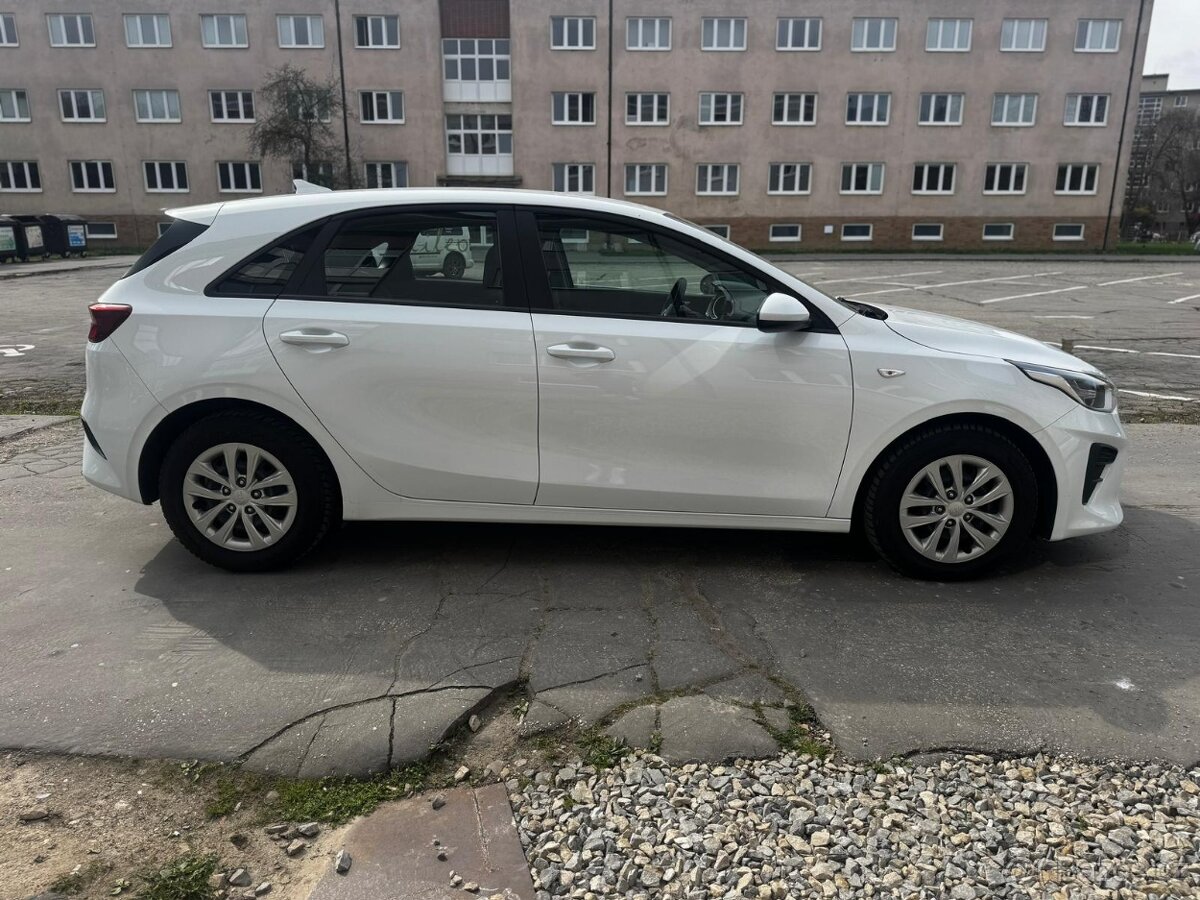 Kia Ceed 1.0 T-GDi 100k Silver, DPH - 8
