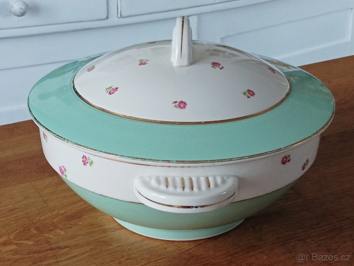 VELKÁ PORCELÁNOVÁ TERINA HÁZENKA FRANCIE - 8
