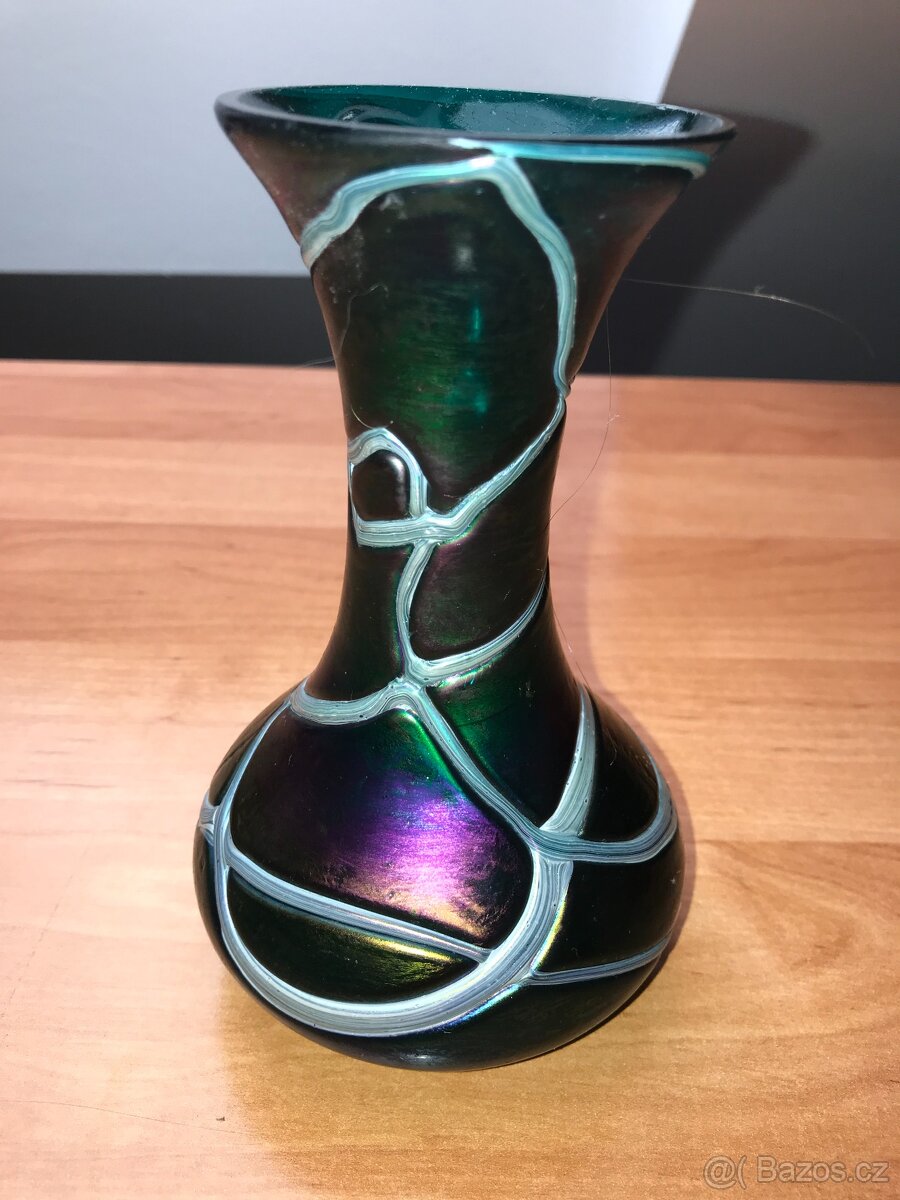 Sběratel nabízí staré secesní vázy - 8