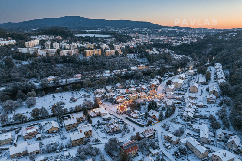 Rodinná rezidence v Novém Spolí – Luxus, prostor a wellness - 8