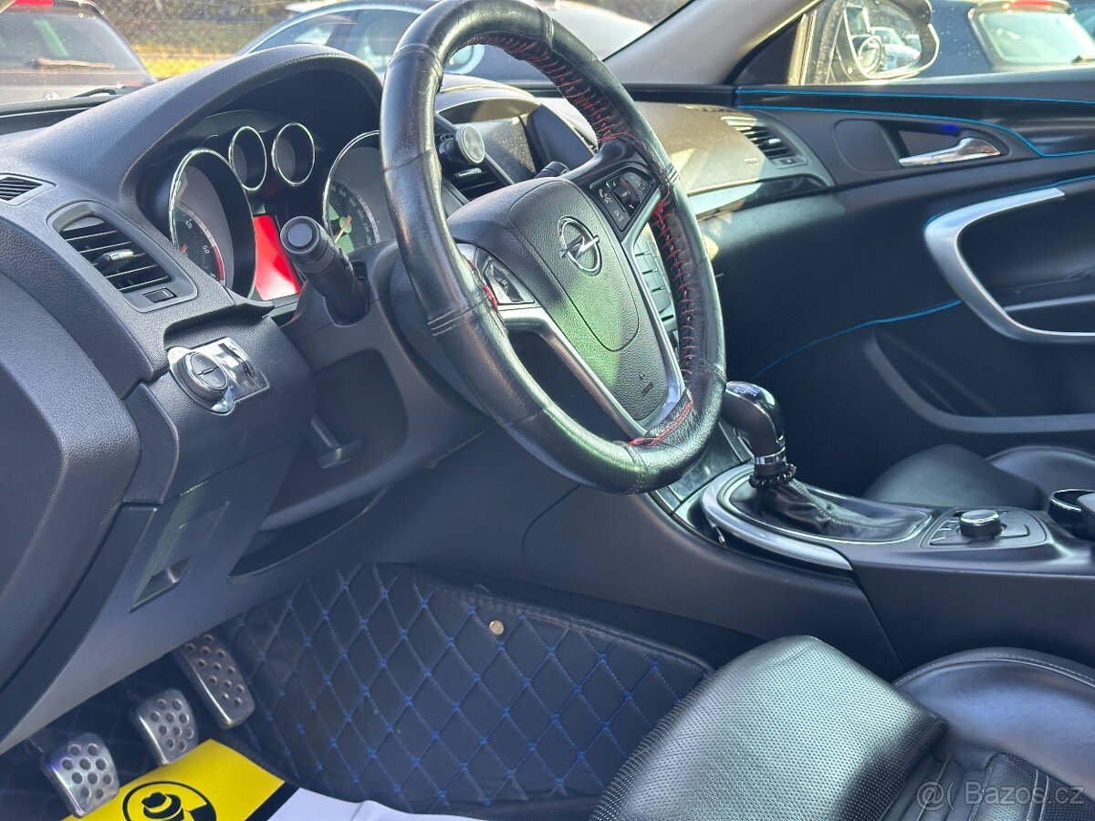 Opel Insignia Sports Tourer 2012 - 8