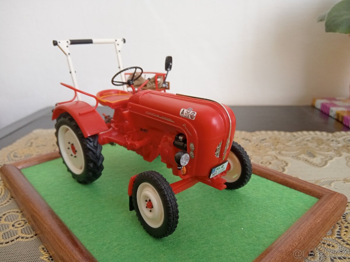 Porsche Diesel Revell 1/24 - 8