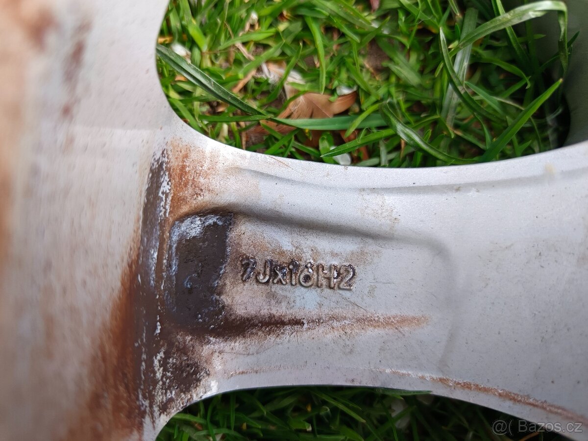 Litá kola+pneu 5x120 205/55/16 - 8