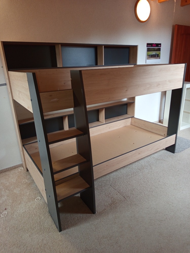 Dvoupatrová postel Leo v trendy odstínech - 8