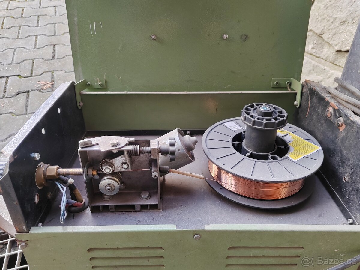 Svářečka co2 mig - 8