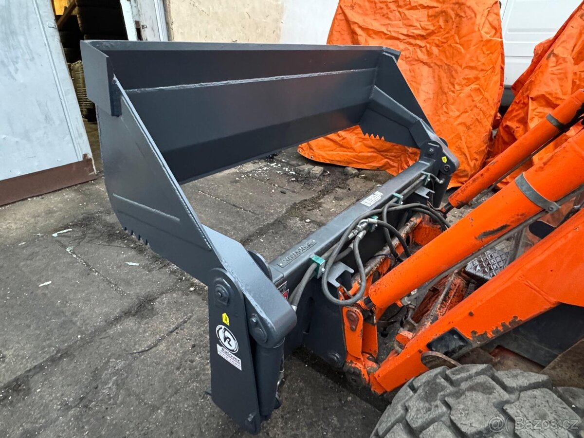 Lopata 4v1 na Locust - 8