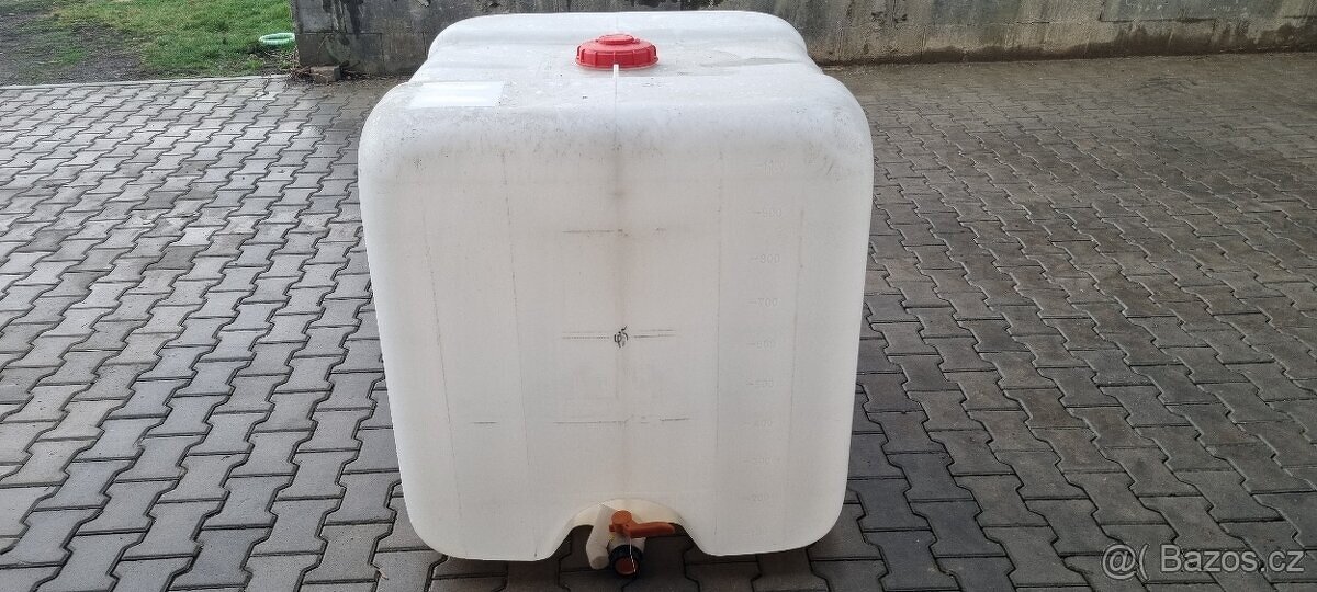 Prodám vnitřní plastovou vložku z IBC - 8