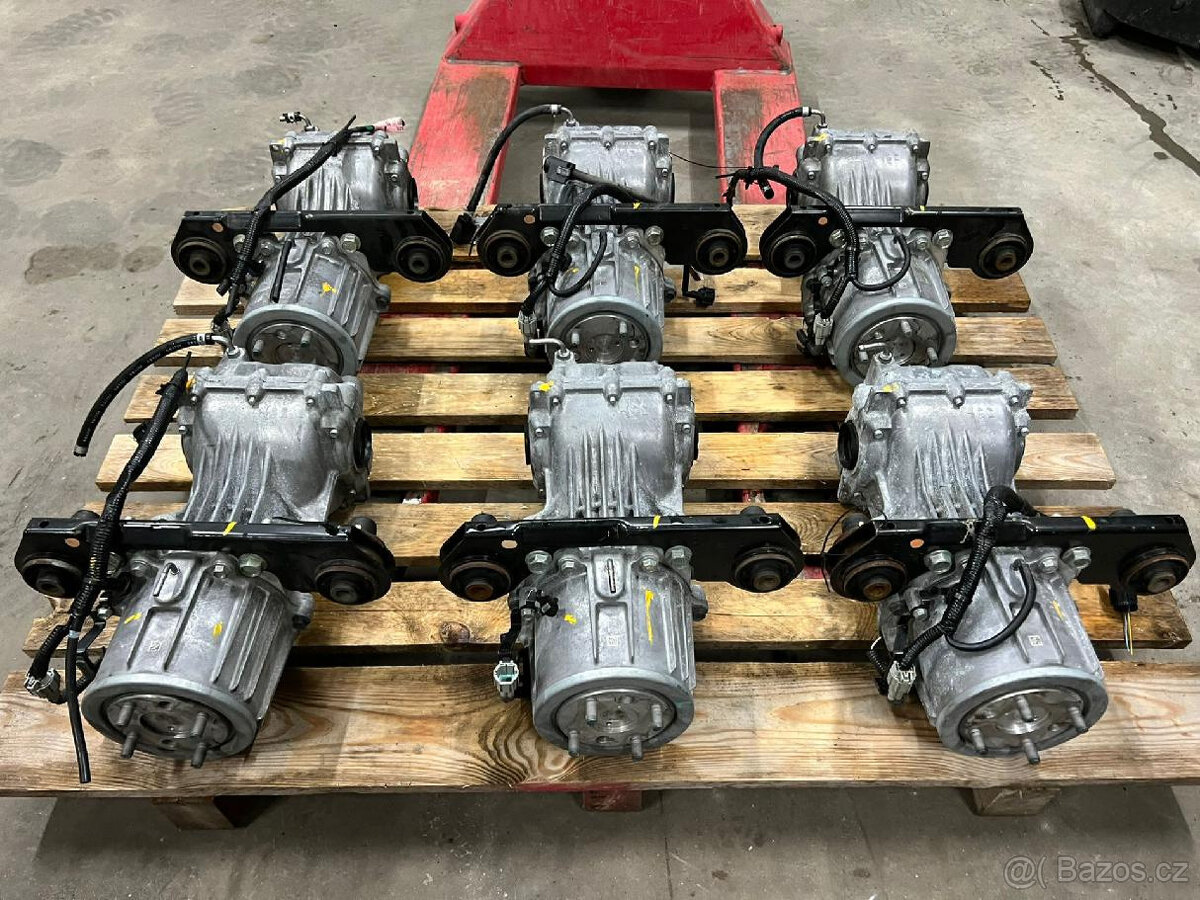 Diferenciál,rozvodovka,brzdič,rameno Renault Kadjar - 8