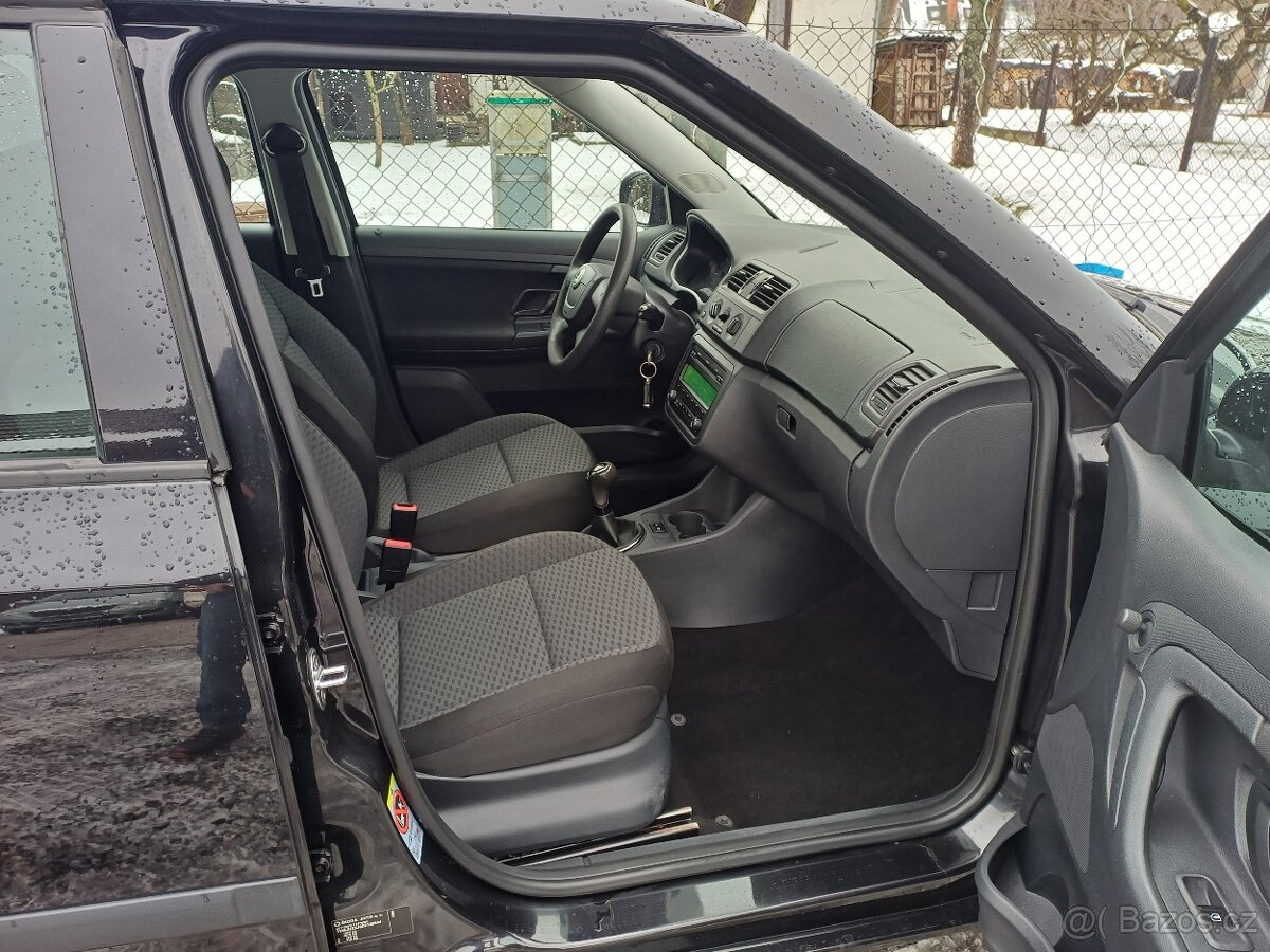 Benzínová Škoda Fabia po rozvodech 1.2...2012 - 8