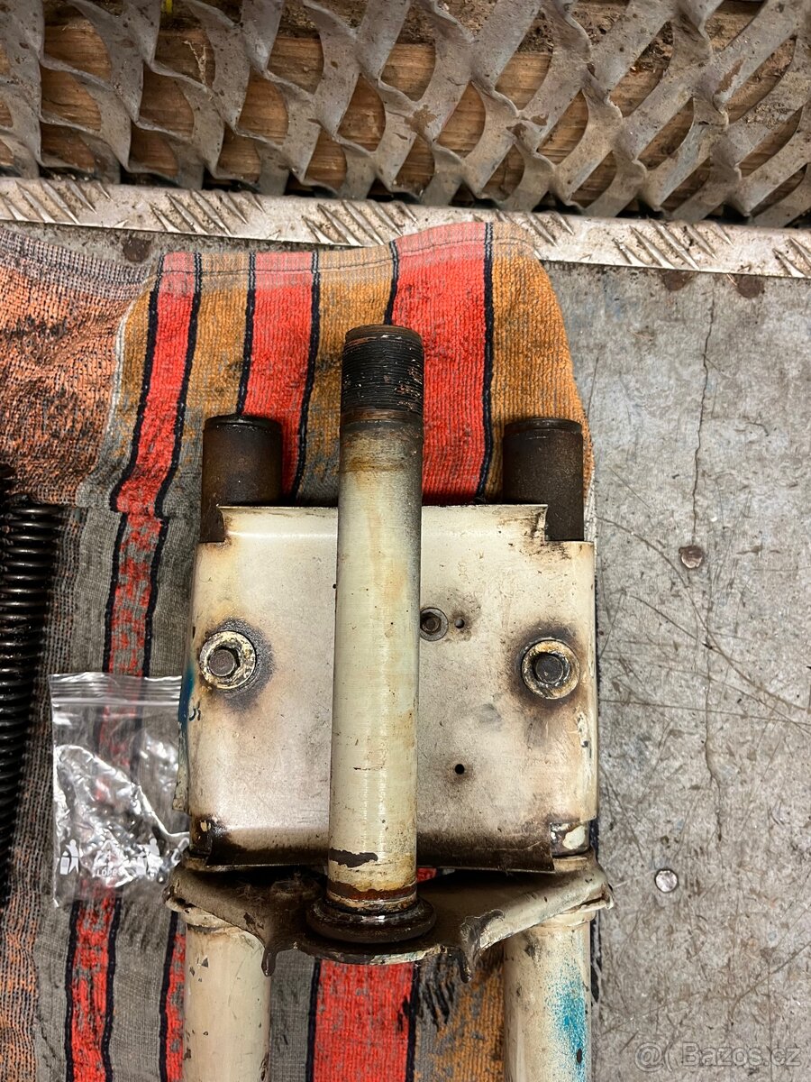 Přední vidlice Jawa pionýr - 8