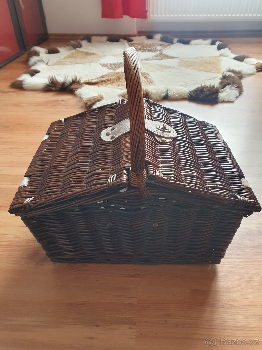 Piknikový koš s chladící taškou pro 2 osoby - 8