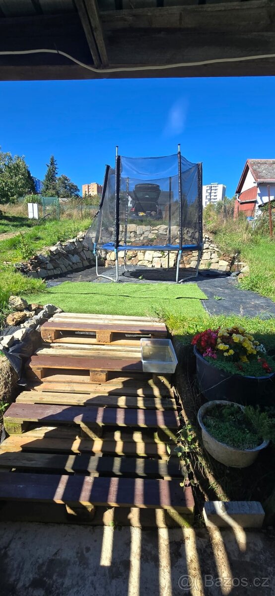 Zahrada 975 m² - 8