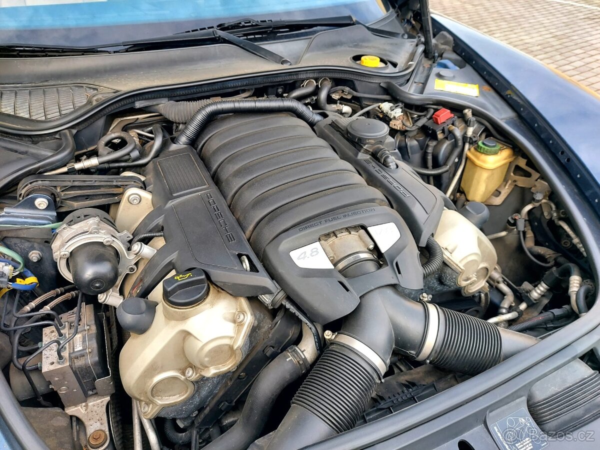 Porsche 970 Panamera 4S - 8