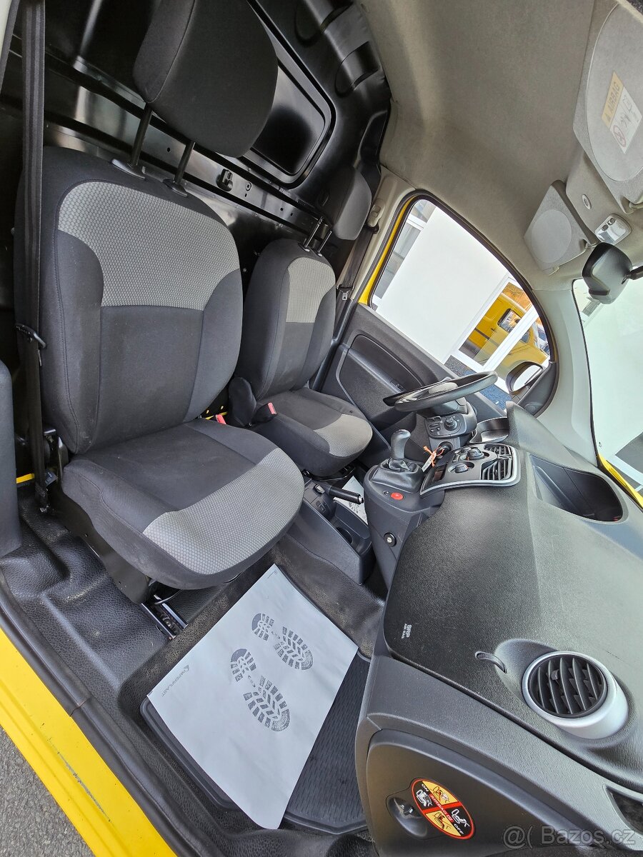 Renault KANGOO 1,5 DCI 2018 KAMERA + KLIMA 1.Maj. ČR -DPH - 8