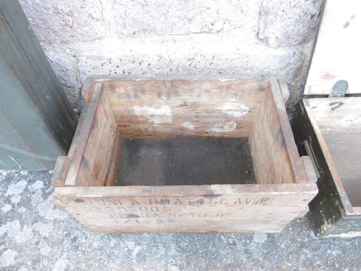 vojenské bedny retro staré - 8