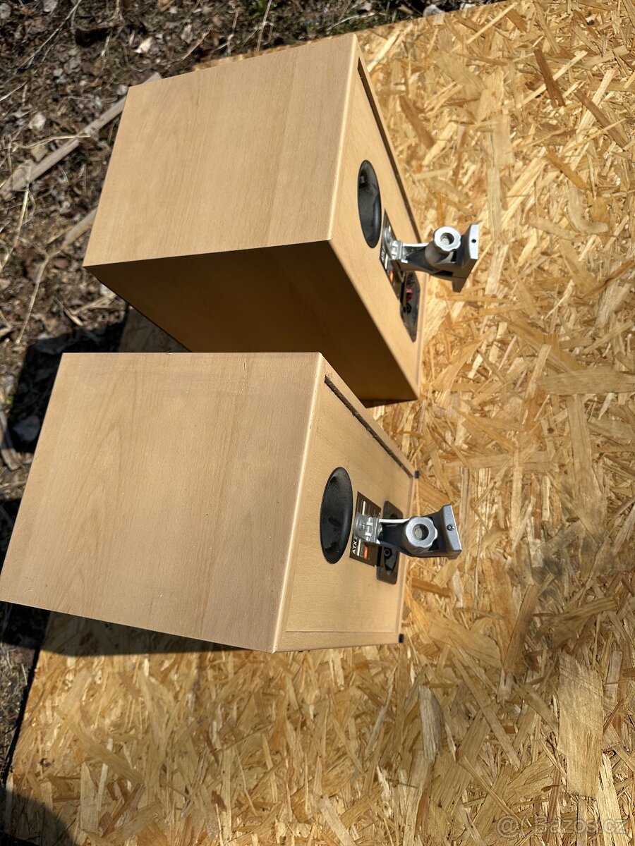 Různé reproduktory - 8