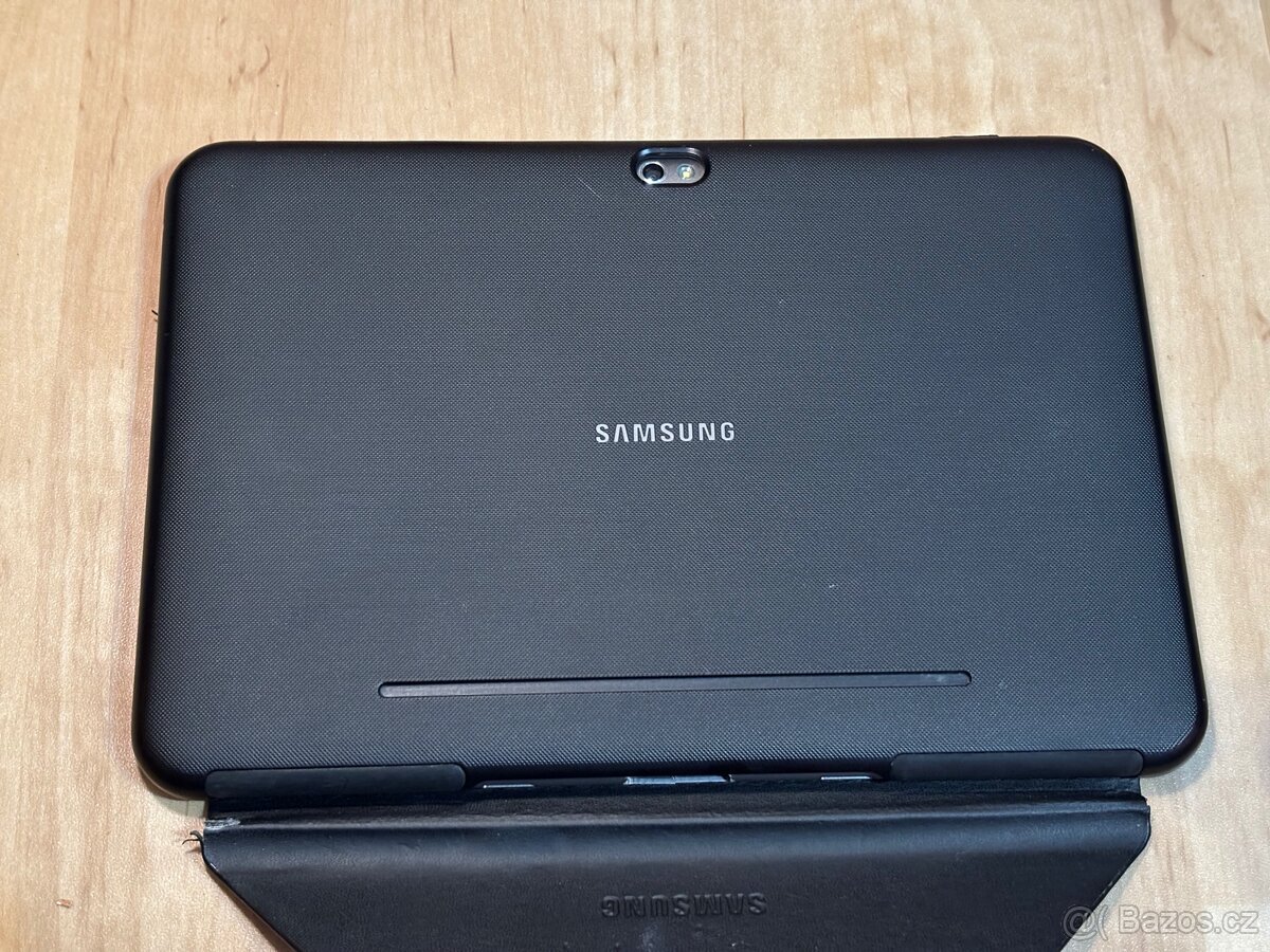Samsung Galaxy Tab 8.9 na díly + obal a kabel - 8