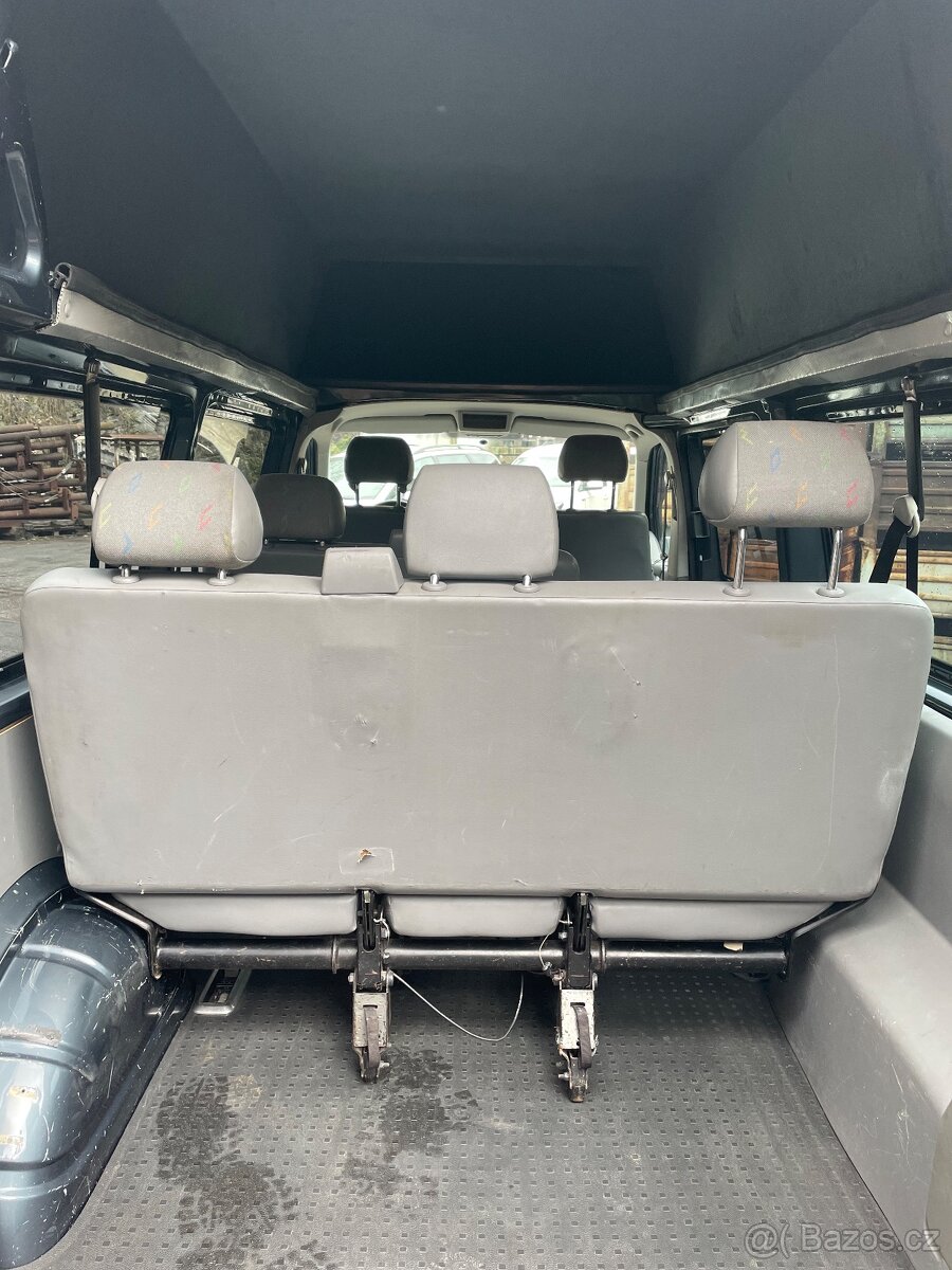 VW Transporter 5 Long 2006 128 kW, motor 2,5 l, nemá PDF - 8