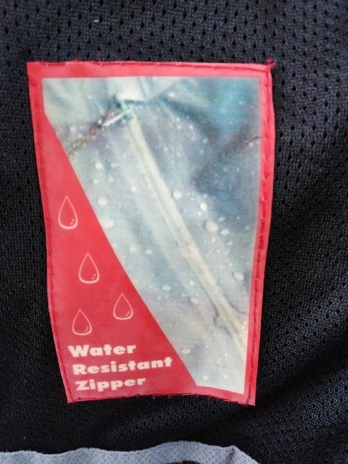 zimní bunda zn.Iguana vel.42 - 8