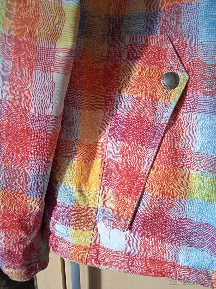 Dámská zimní značková bunda - 8