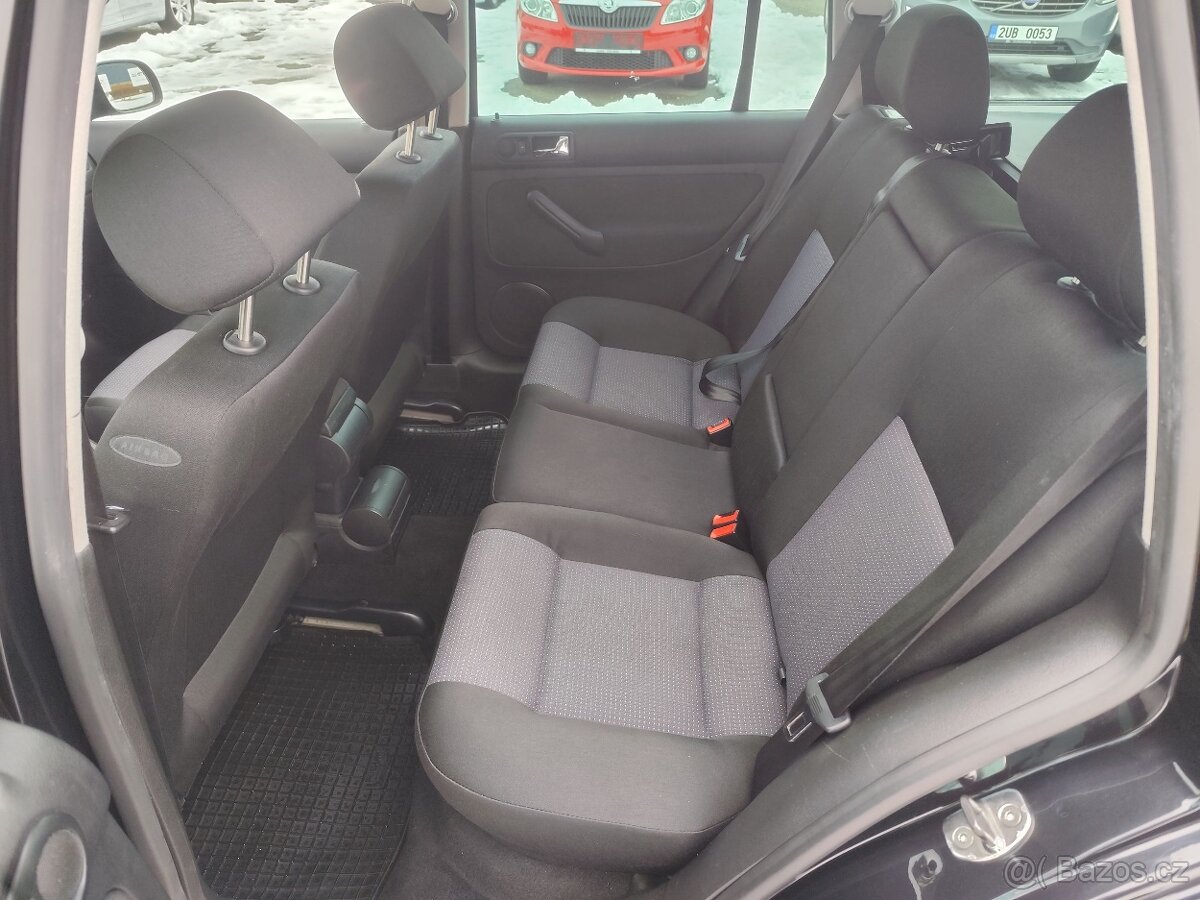 VW Golf IV Variant 1.6,16V,77kw.R.V.2/2003.Km 231 300 - 8