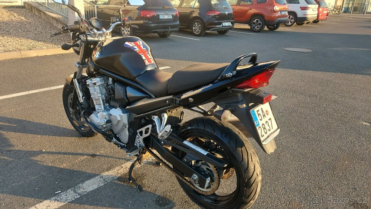 SUZUKI GSF BANDIT 650 - 8