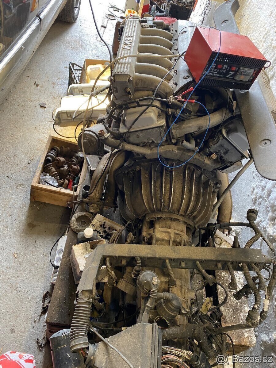 BMW 850 Ci e31 1992 - 8