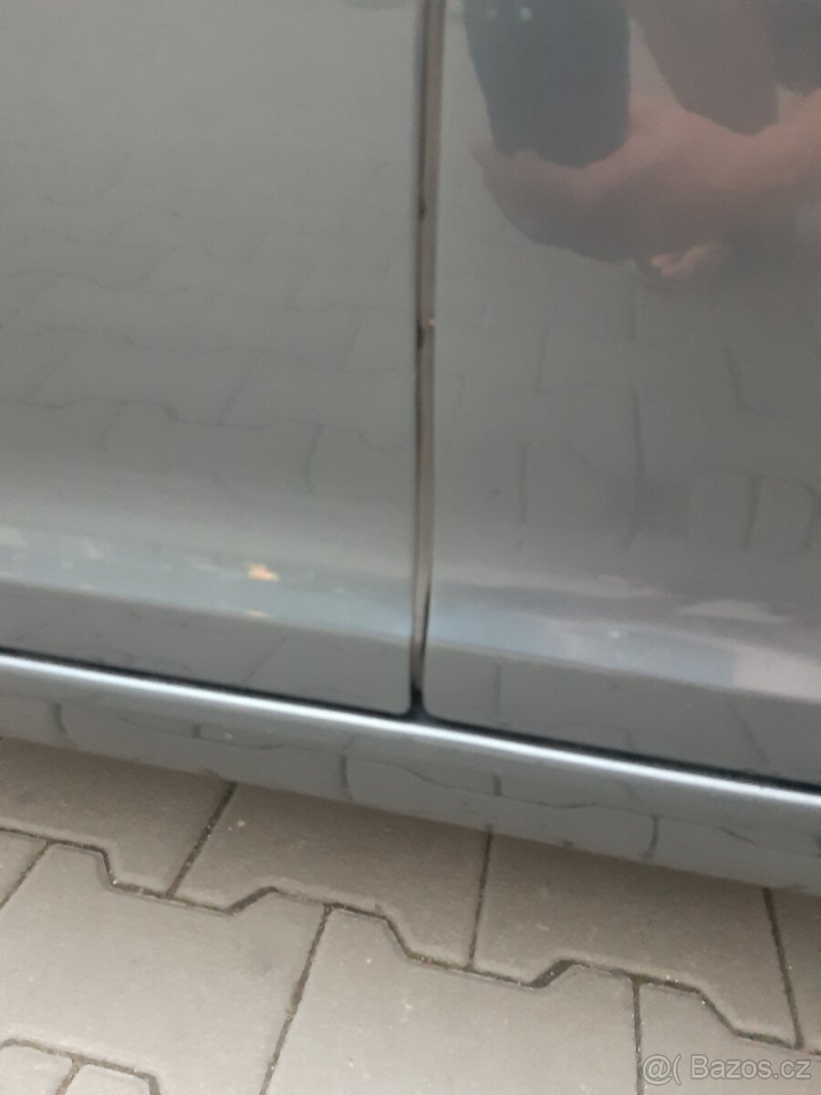 Škoda Octavia Combi II Facelift 2.0 TDI Navig. 2x sada pneu - 8