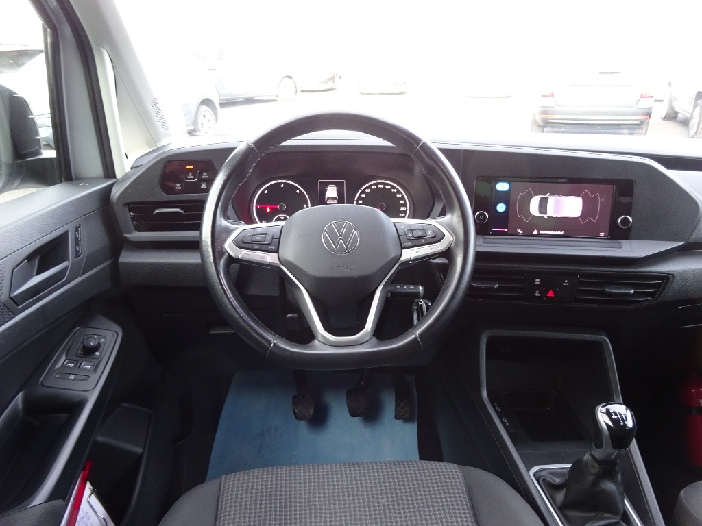 VW CADDY V Life 2,0 TDI 90kW+6st.man.-1.Maj-2021-El.serviska - 8