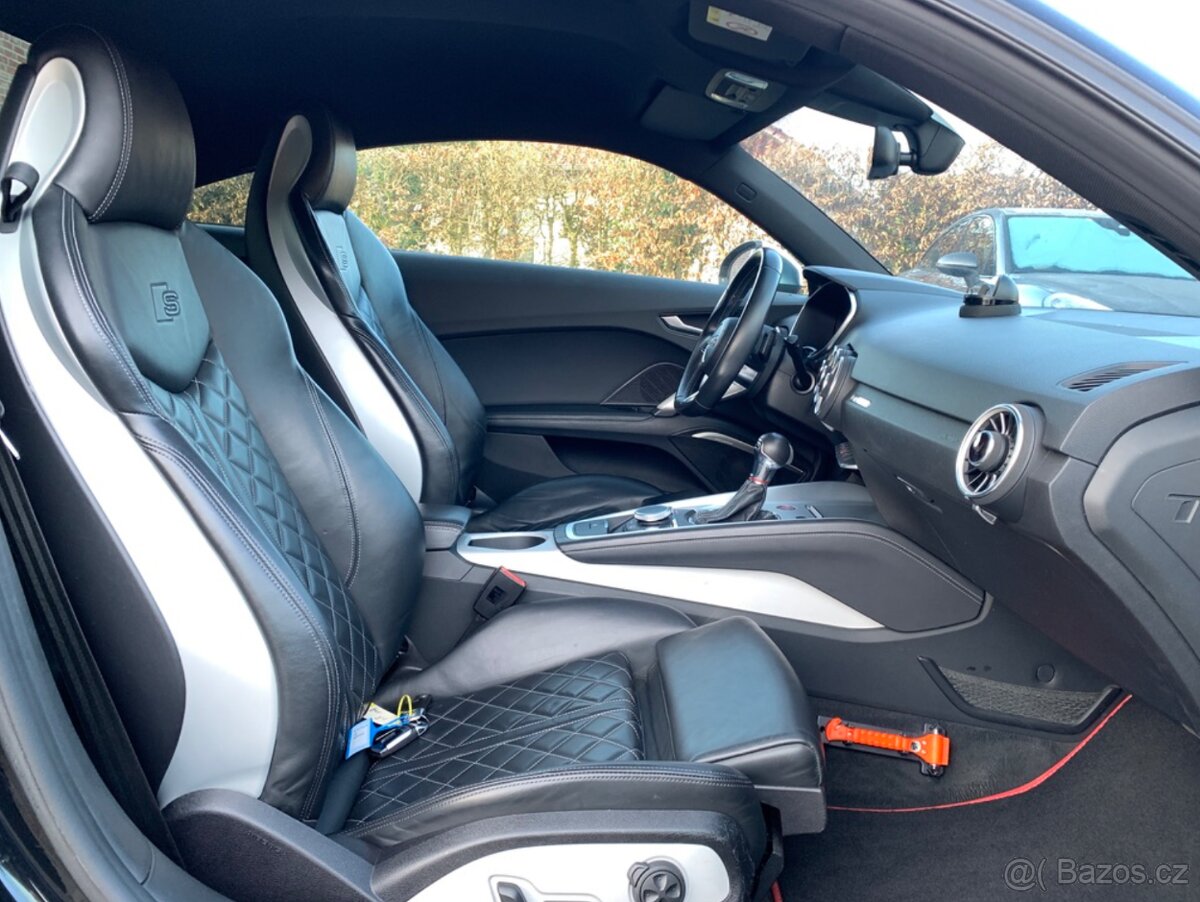 Audi TTS 2.0 TFSI S Line - Quattro - 8